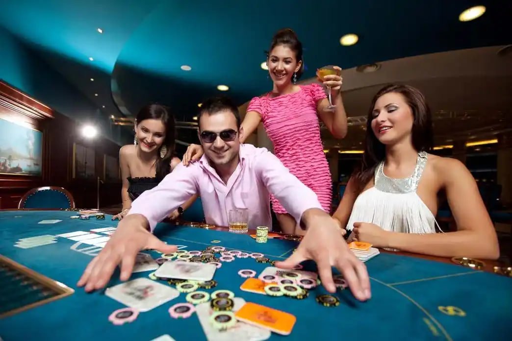 rm95 တိုက်ရိုက်ကာစီနို Live Dealer ဂိမ်းခန်း